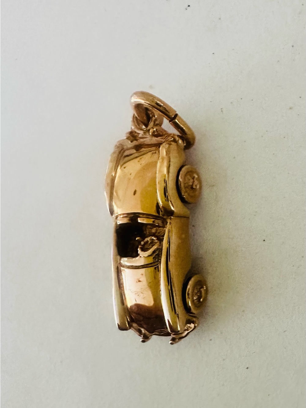 Vintage 14 karat antique car charm - Picture 2 of 4